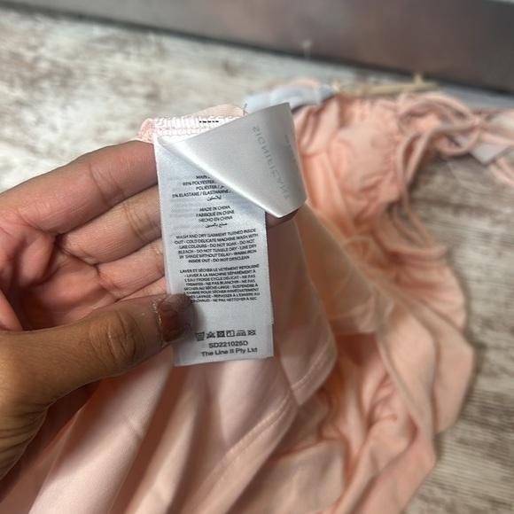 Significant Other
ROSIE MIDI DRESS Size 2 NWT - Picture 6 of 9